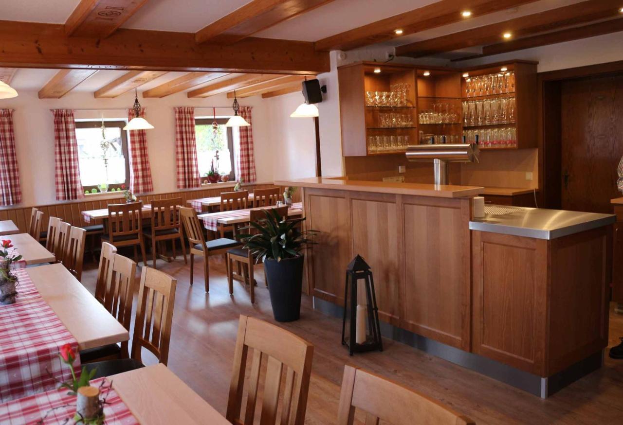 Oberlangfurth Gasthof Gruener Baum מראה חיצוני תמונה
